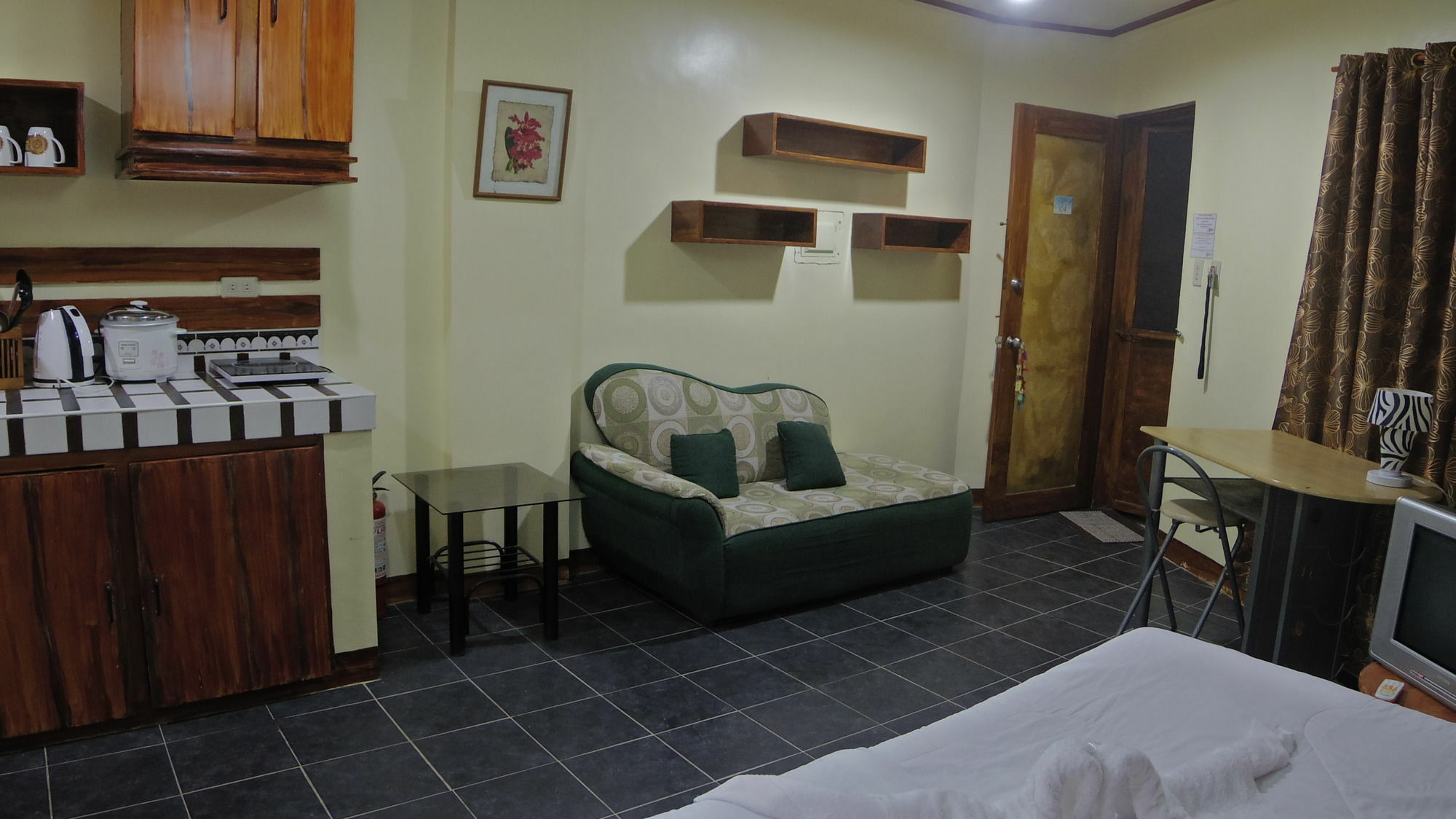Niu Ohana East Bay Apartments Balabag  Buitenkant foto