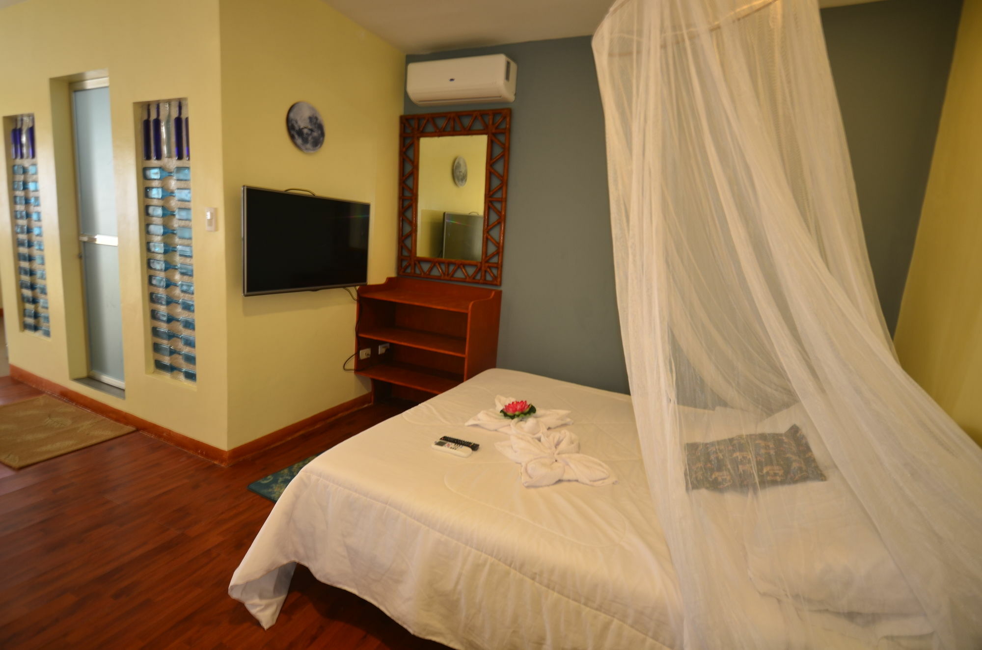 Niu Ohana East Bay Apartments Balabag  Buitenkant foto
