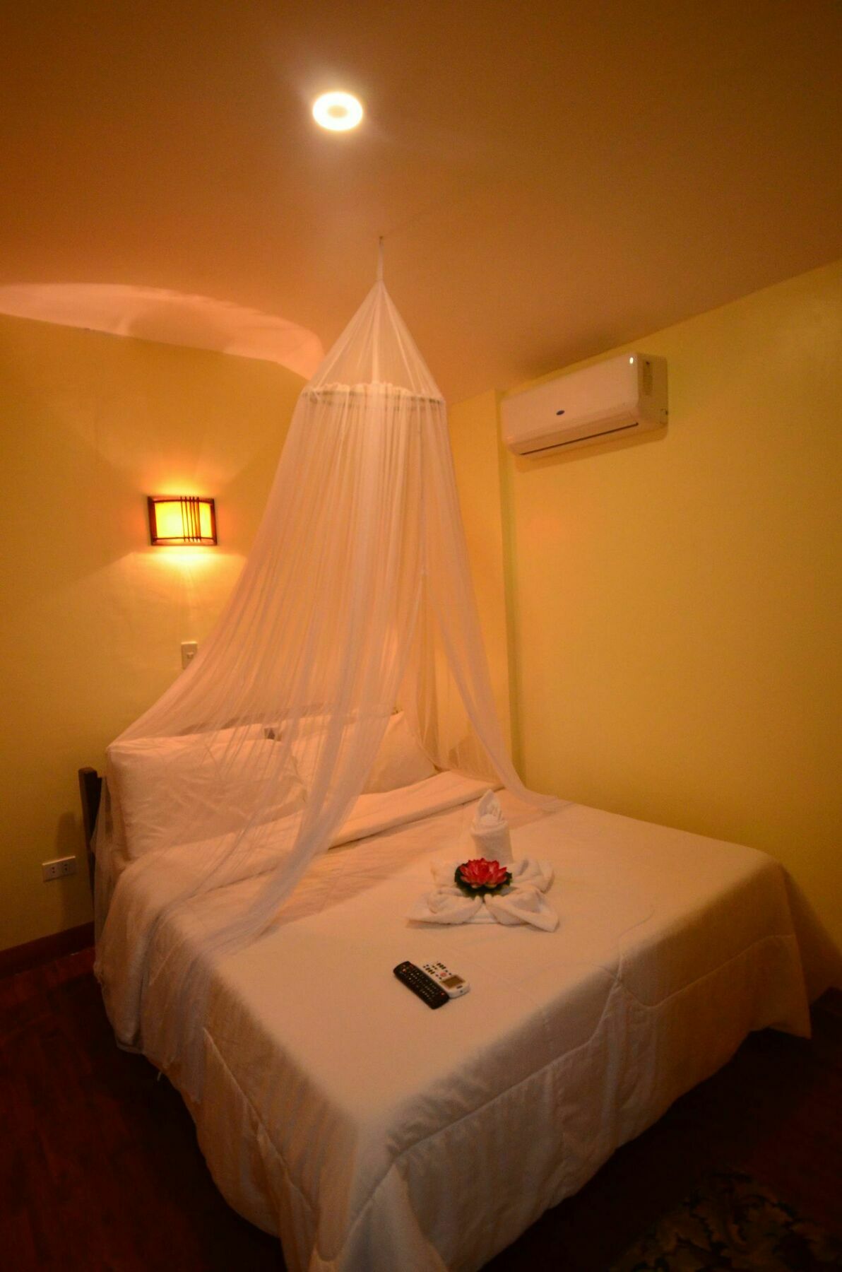 Niu Ohana East Bay Apartments Balabag  Buitenkant foto