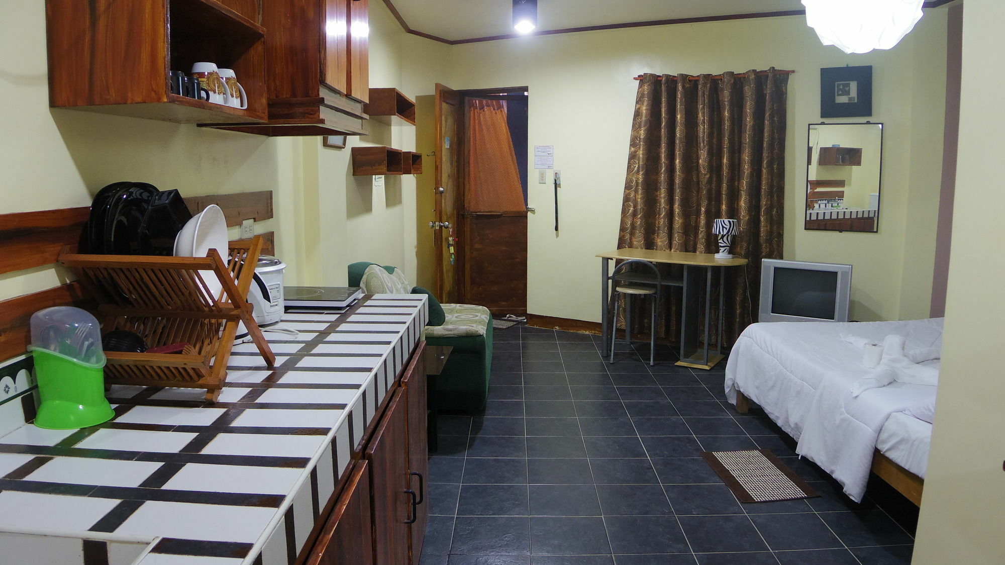 Niu Ohana East Bay Apartments Balabag  Buitenkant foto